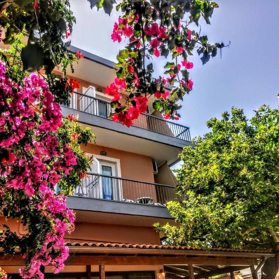 Castella Beach Alissos Exterior photo